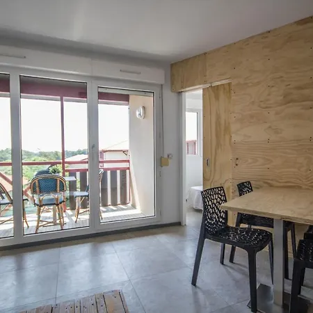 Rénové à La Apartamento *